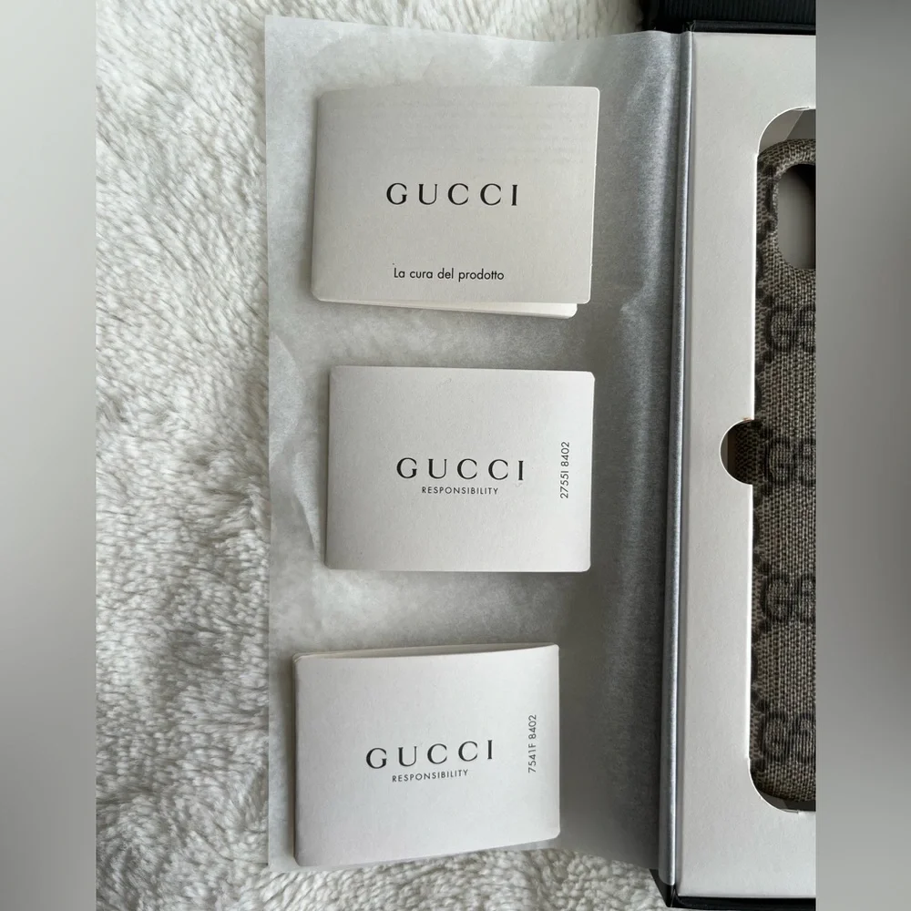 NWT Gucci GG Supreme Ophidia IPhone X/XS Case. NIB with cards. Retails $350